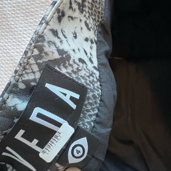 Veda python leather skirt - Picture 9 of 12